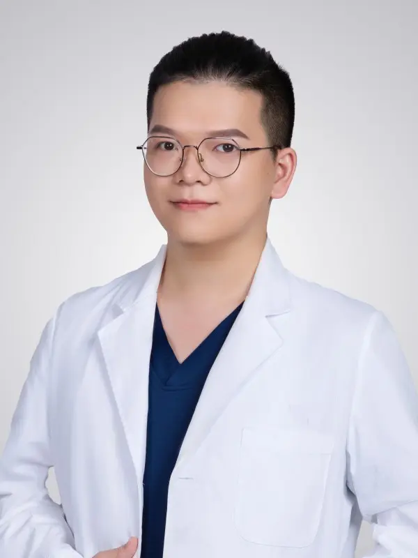 深圳種牙&深圳維港口腔